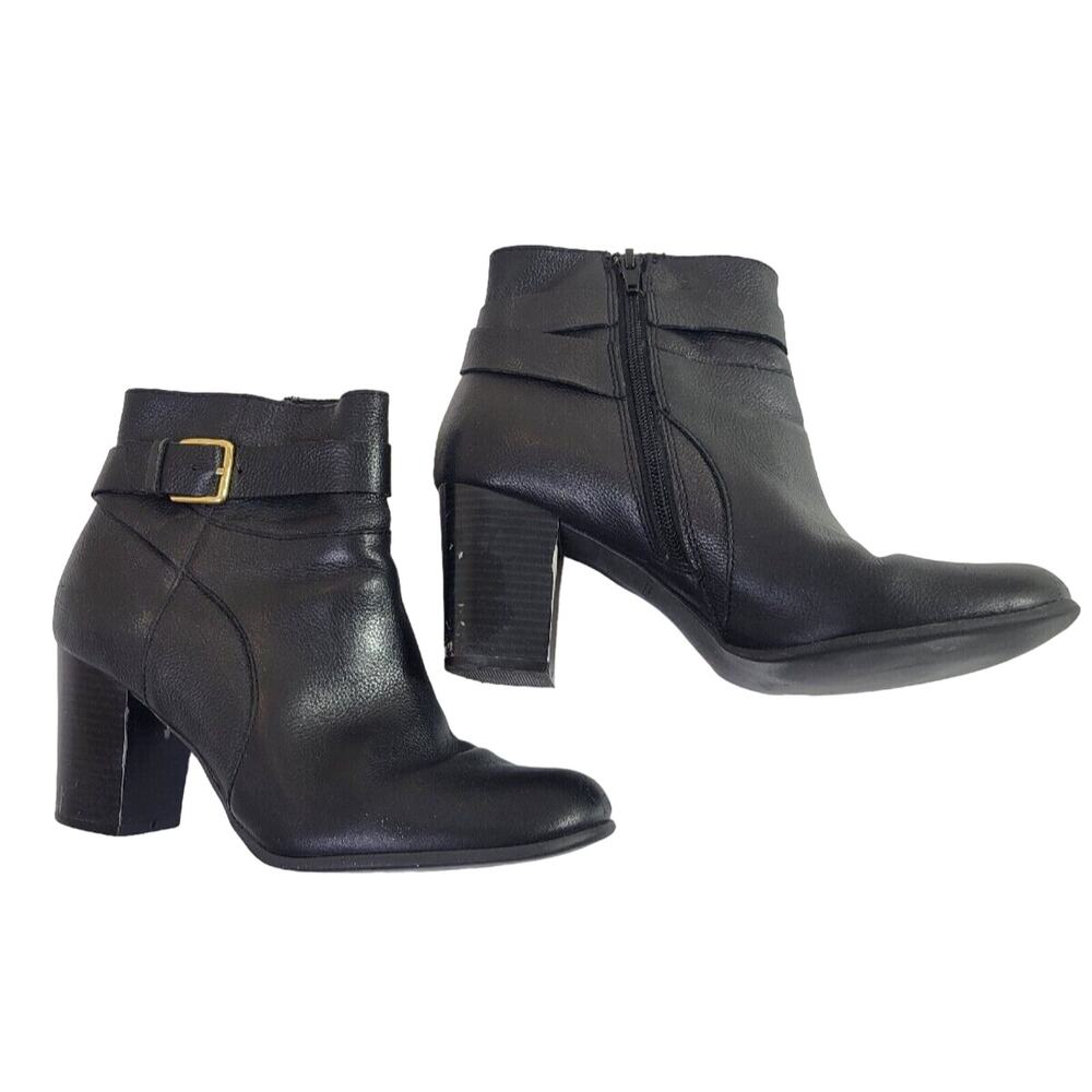 Cole Haan Rhinecliff Black‎ Leather Side Zip Ankle Bootie Women's Size 8.5B